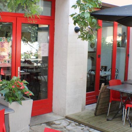 Hotel Les Vignes Rouges Ispagnac Buitenkant foto