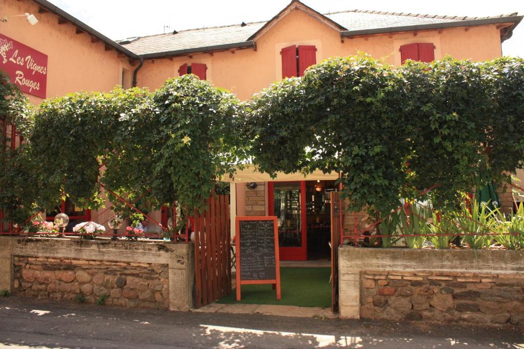 Hotel Les Vignes Rouges Ispagnac Buitenkant foto