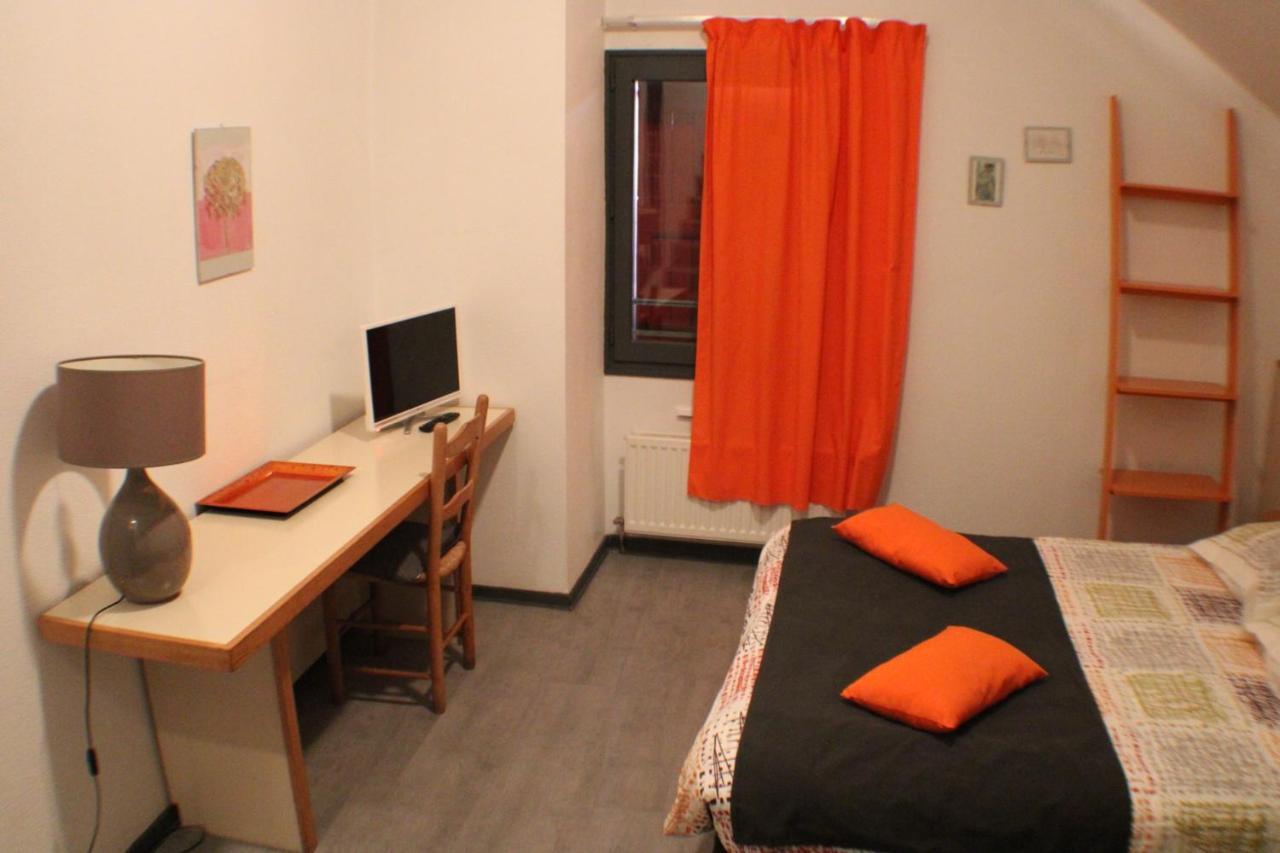 Hotel Les Vignes Rouges Ispagnac Buitenkant foto
